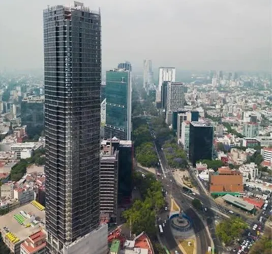 Skyline Views In Reforma Pool, Gym, Holiday home Mexico City