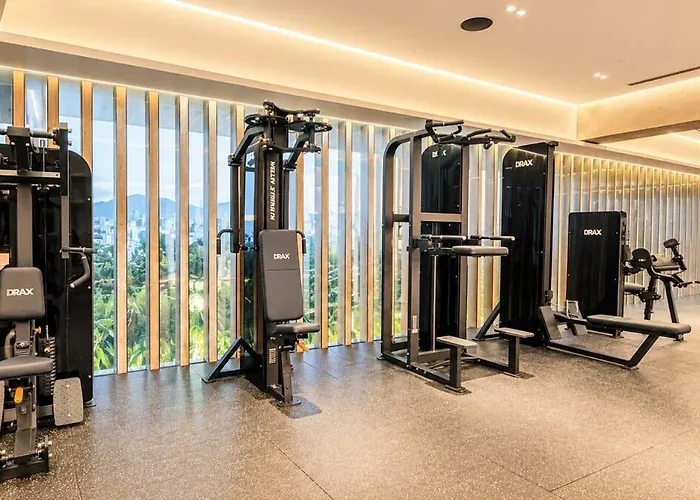Skyline Views In Reforma Pool, Gym,