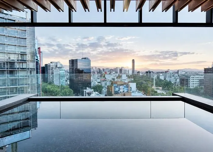 Skyline Views In Reforma Pool, Gym, Holiday home Mexico City