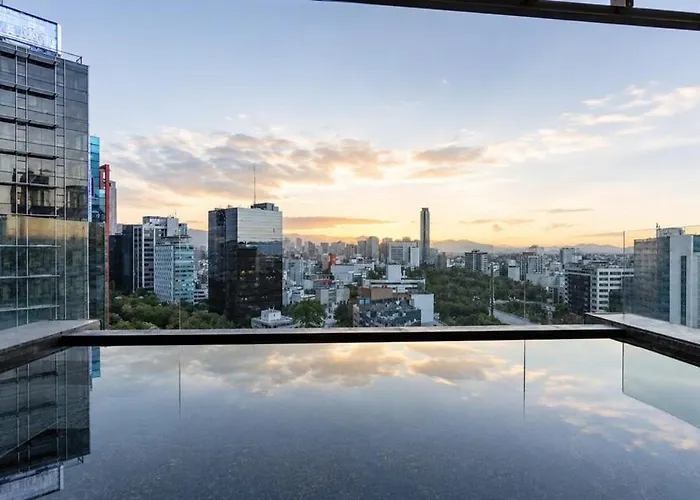 Skyline Views In Reforma Pool, Gym, Holiday home